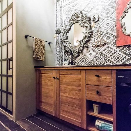 Castle Downtown Apartment Budapest Ngoại thất bức ảnh