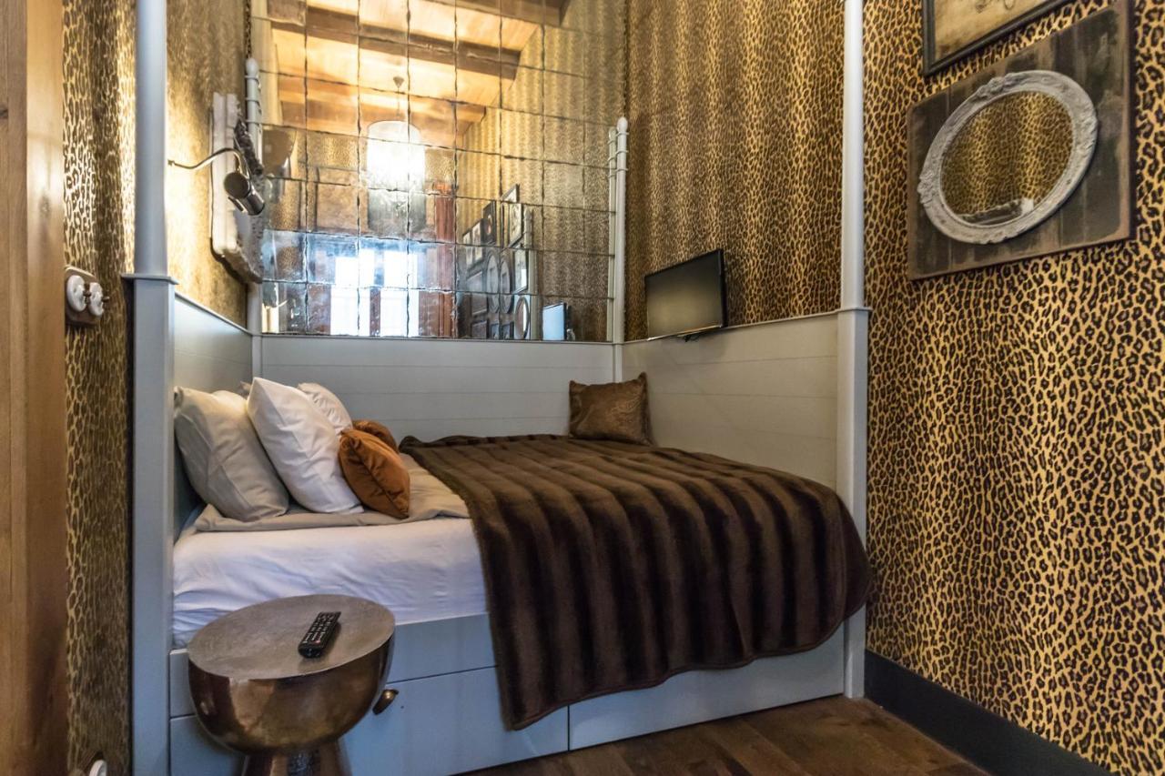 Castle Downtown Apartment Budapest Ngoại thất bức ảnh