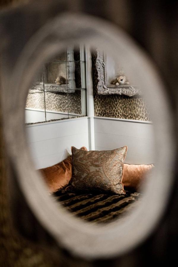 Castle Downtown Apartment Budapest Ngoại thất bức ảnh