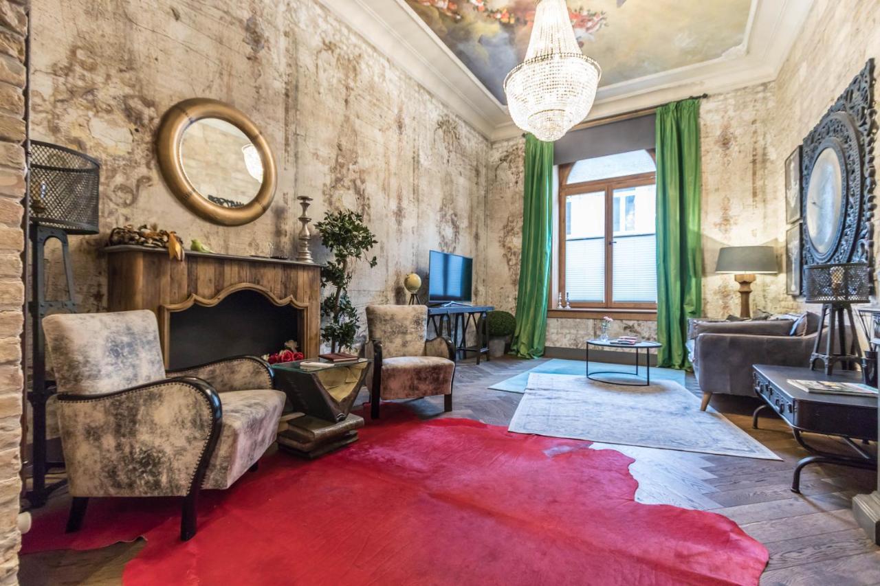 Castle Downtown Apartment Budapest Ngoại thất bức ảnh